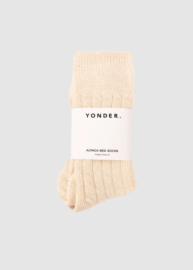 ALPACA BED SOCKS — CREAM
