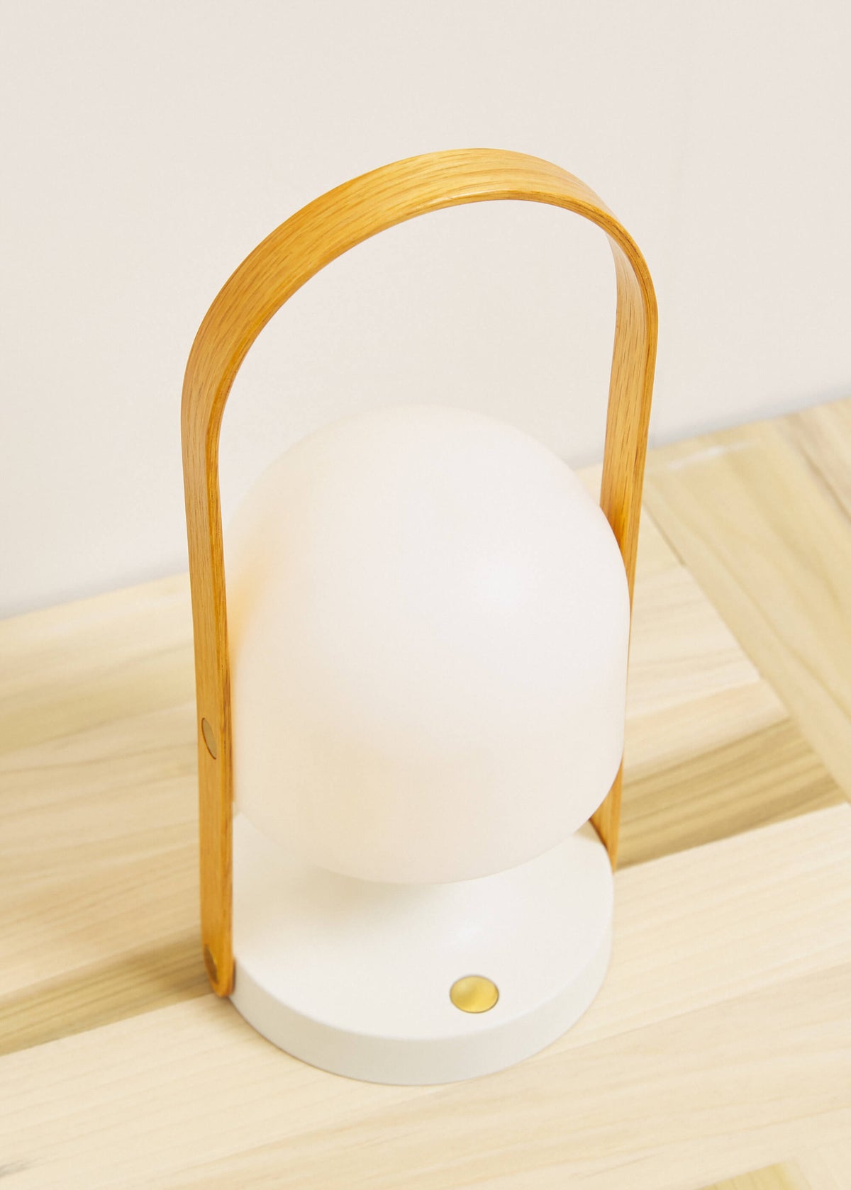 FOLLOWME LAMP by Marset