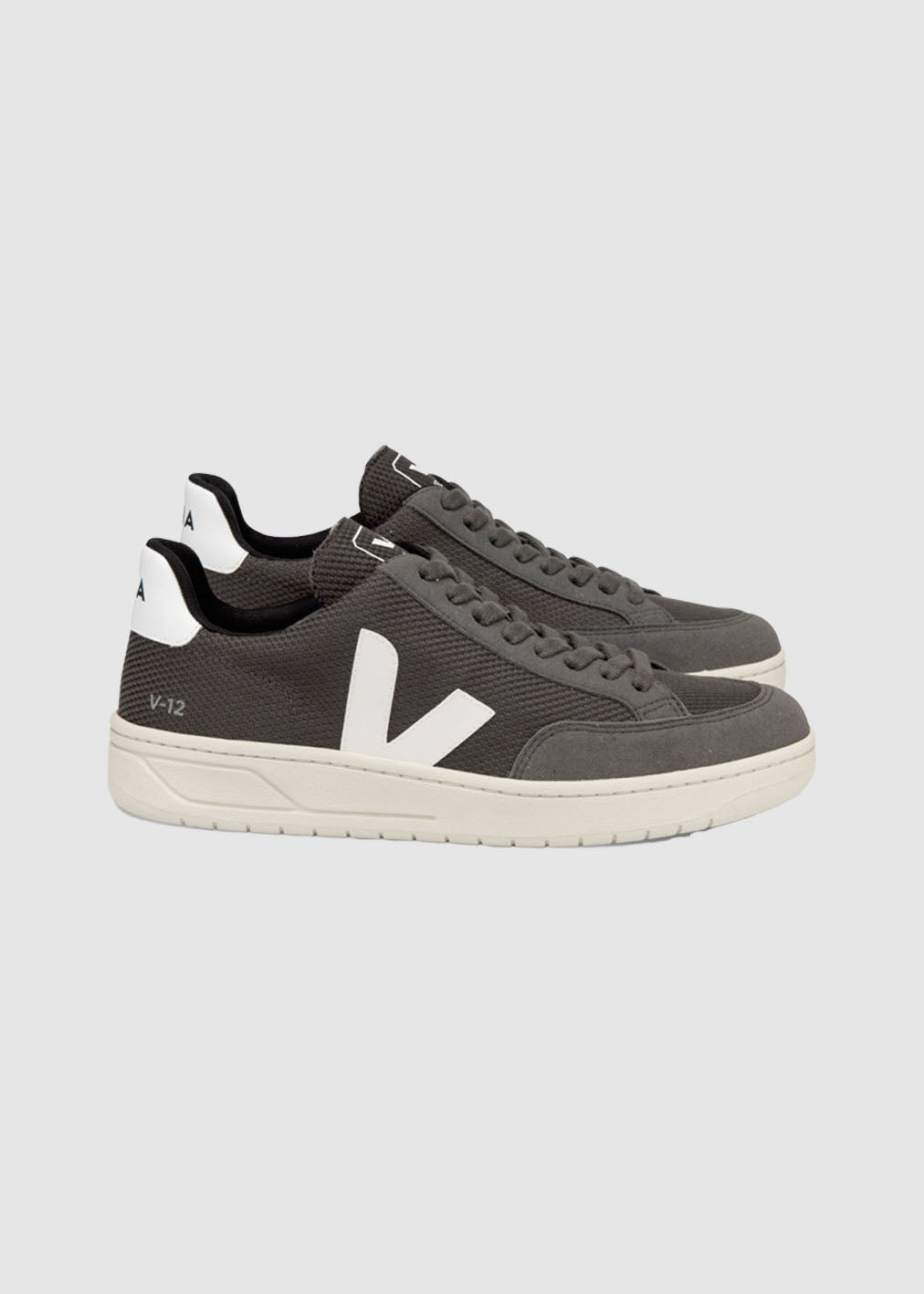 V-12 B-MESH TRAINERS — GRAFITE/WHITE