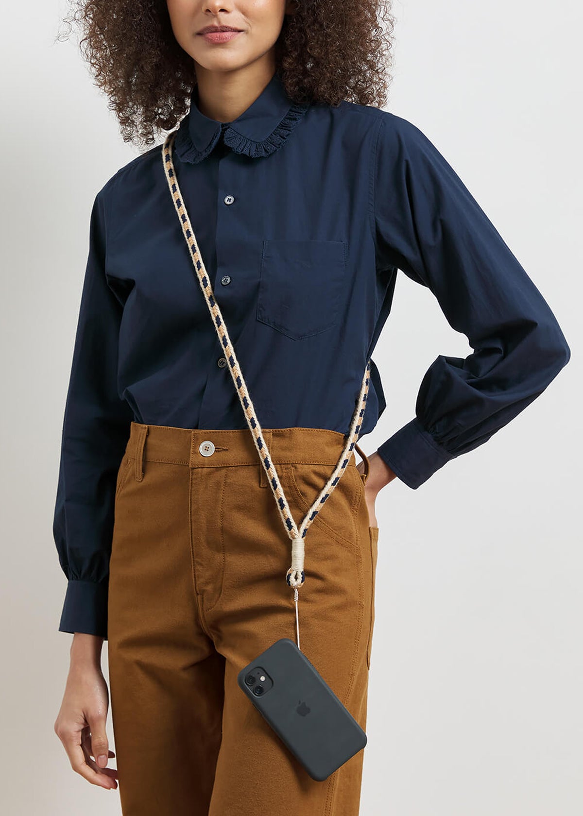 MOBILE PHONE CORD — NAVY & BEIGE